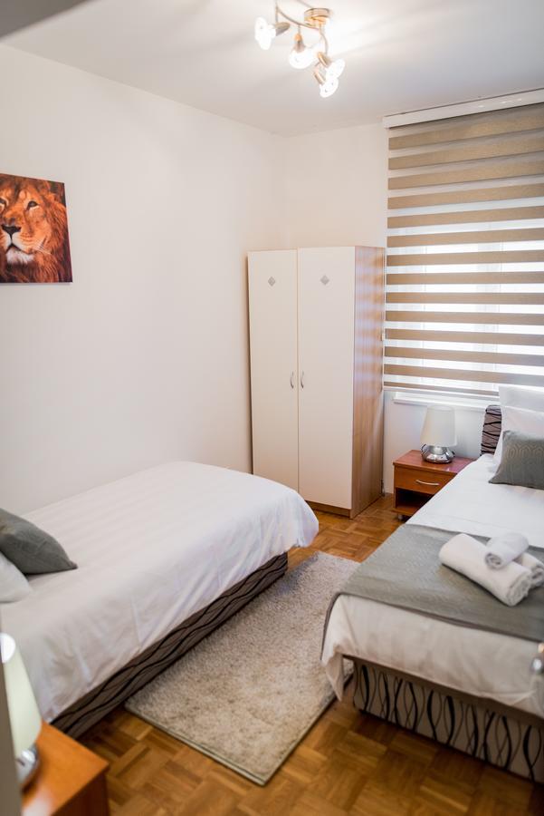 Lct Blue Lions Apartments Podstrana Bagian luar foto