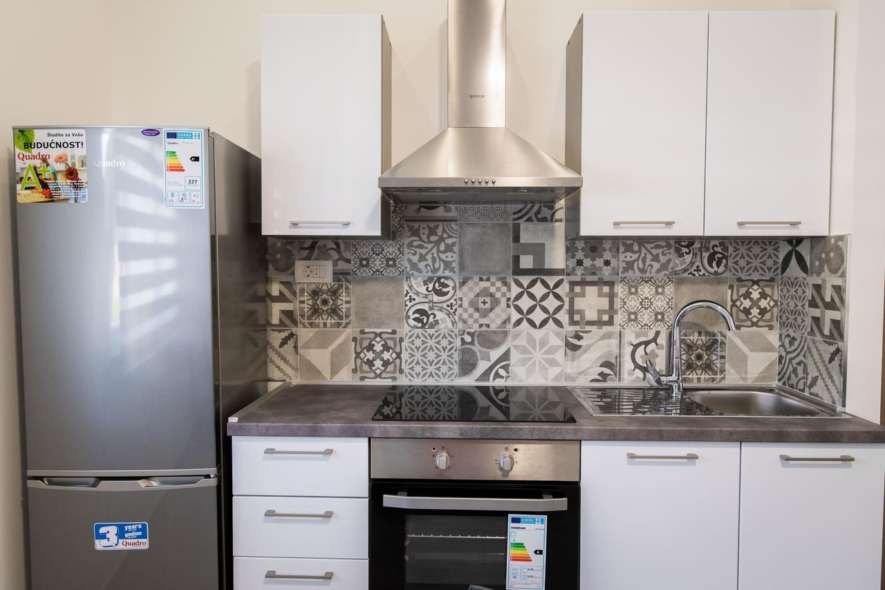Lct Blue Lions Apartments Podstrana Bagian luar foto